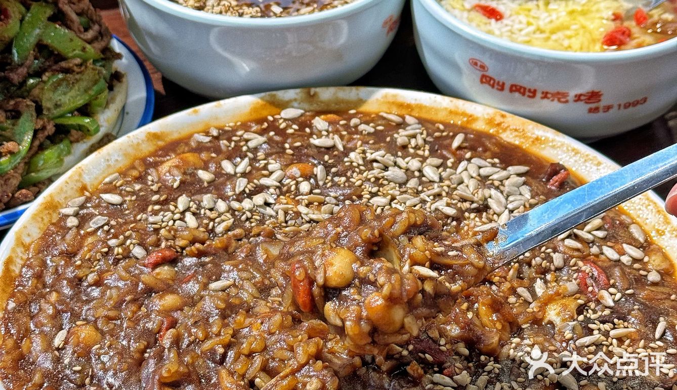 十年不涨价一元一串的西安本地人超爱的烤肉