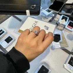 点击看大图 -Cindy Jewelry·钻戒·彩色宝石