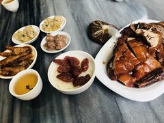 -品香排骨饭(羊官路店)