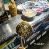 唱着从小卖蒸馍。这次去摇身一变成为了可吃可逛可玩的地方