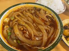 -拈签一笑黄牛肉辣卤串串