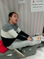 -单色舞蹈
