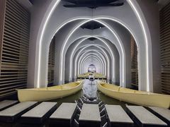 -涨巢·潮玩水疗局