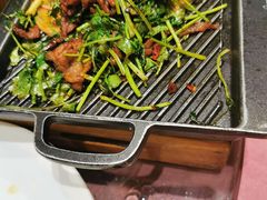 香菜牛肉-渝乡辣婆婆·川菜 水煮鱼(中山西路店)