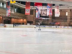 -冠军冰场(环球中心店)