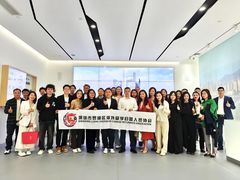 -DJI大疆(深圳华强北曼哈授权体验店)