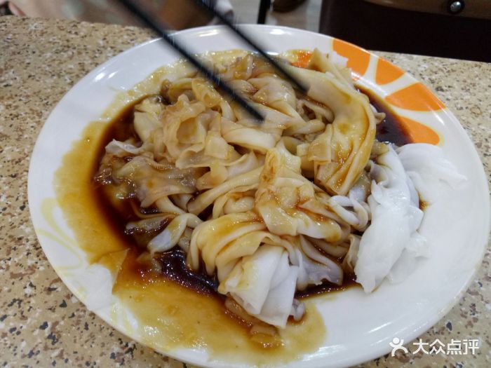 陈姨大德路猪肠粉腩汁陈村粉图片 - 第1张