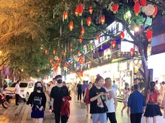 -八一路好吃街(雨田商务大厦店)