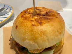 芝士和牛至尊堡-必胜客(砂之船中东奥莱店)