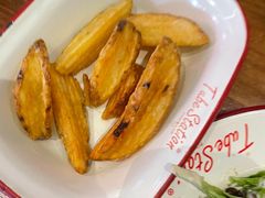 -Tubestation站点比萨(新世界大望路店)