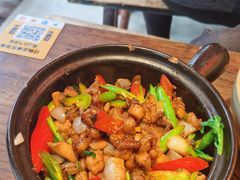 -有红鸡毛店·砂锅菜(抚琴夜市店)