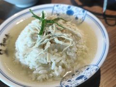 -肖四女乐山跷脚牛肉(南汇大学城生活广场店)