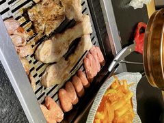 -臻牛烤肉