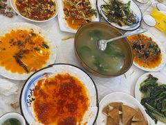 -乡土特色.冷锅鱼.牦牛肉汤锅