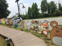 -田园东方蜜桃村的田野营地