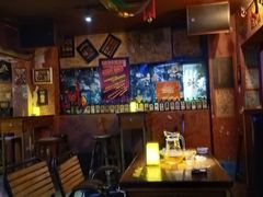 -丽纳尔斯酒吧咖啡LENORE’S BAR(三经街店)