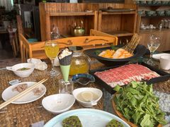 -慢丽江·云南野生菌土鸡锅(西山店)