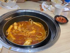 -三清洞摩西韩式年糕火锅(威高广场店)