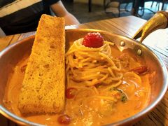 -I HOLIC艾豪丽披萨(KKone店)