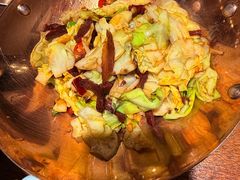 干锅腊味卷心菜-乔街深夜食堂·小龙虾·高压锅生蚝(杭州总店)