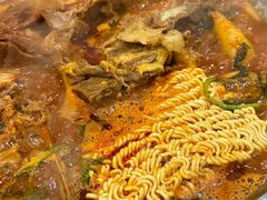 -喇喇排骨火锅·传统韩式脊骨汤(望京西园总店)