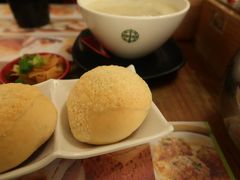 酥皮焗叉烧包-添好运点心专门店(深水埗店)