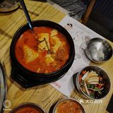 这么热的中午也是挡不住吃货的