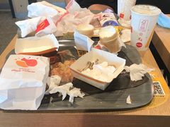 -麦当劳(展览路店)