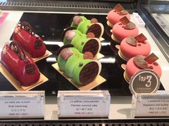-Salon de The de Joel Robuchon(外滩18号店)
