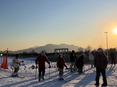 -华彬猛犸滑雪场