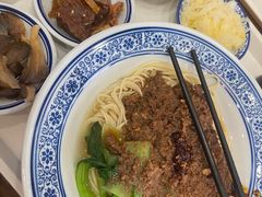 -陇兴楼兰州拉面(西安咸阳国际机场店)