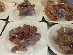 酱压肘花-小锅饭豆腐馆(建大店)