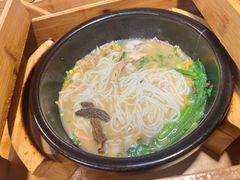 -勺子米线·云南传统小吃市集(四方街店)
