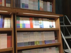 -新华书店(沙坪坝书城店)