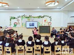 -无锡金色摇篮幼儿园(宝龙城市广场店)