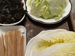 -天宜隆蘑菇宴火锅(石景山旗舰店)