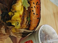 -汉堡王(金鹰天地广场店)