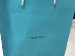 -Tiffany & Co.蒂芙尼
(杭州大厦店)