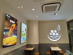 -小杨生煎(金山百联购物中心3楼店)