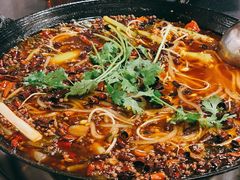 -鸿顺老铁锅美蛙鱼府(解放碑店)