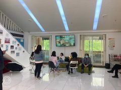 -西安小天鹅艺术团(曲江Alice店)