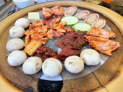 -阿昌白族石板烧·菌锅(大理古城店)