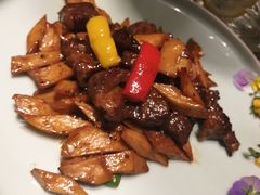 -宏达宴老菜馆(群力第四大道店)