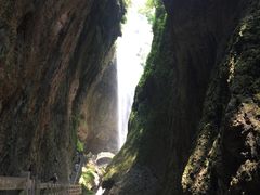 -龙水峡地缝景区