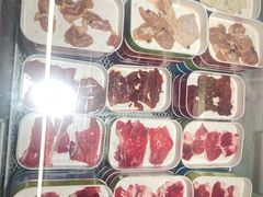 -嘎琉鲜切牛肉自助火锅