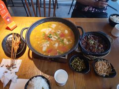 -苗小坛酸汤鱼(酒仙桥店)