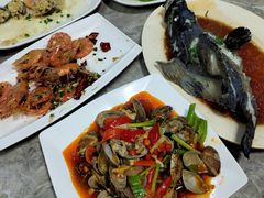 -四川小胡子海鲜(丁村万人海鲜广场店)