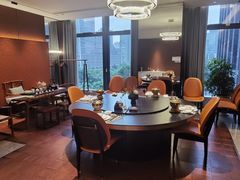 包厢-鼎泰亨·海鲜牛肉餐厅(滨江店)
