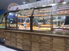 面包甜点陈列柜-仟吉KenGee(国贸360店)