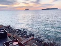 -Sunset Bar(丹绒亚路香格里拉店)